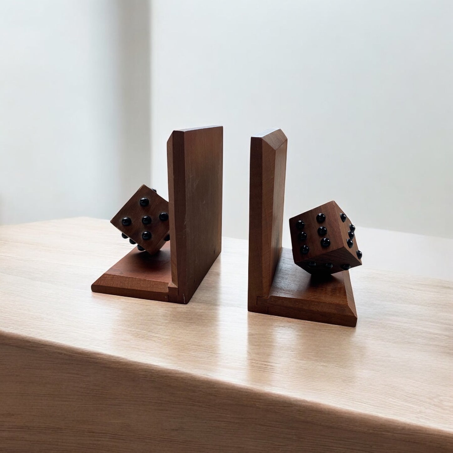 Buchstützen Holz - Würfel / Dice - Bookends - Vintage