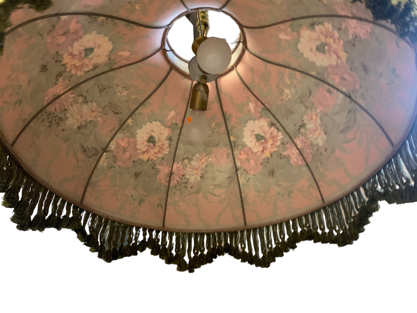Vintage Deckenlampe - Großer floraler Blumenlampenschirm - vintage